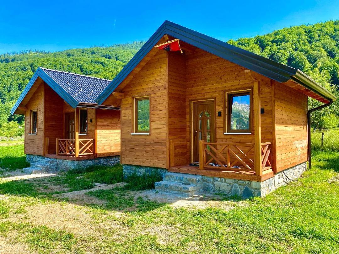 Peraj Guesthouse Vermosh Exterior photo