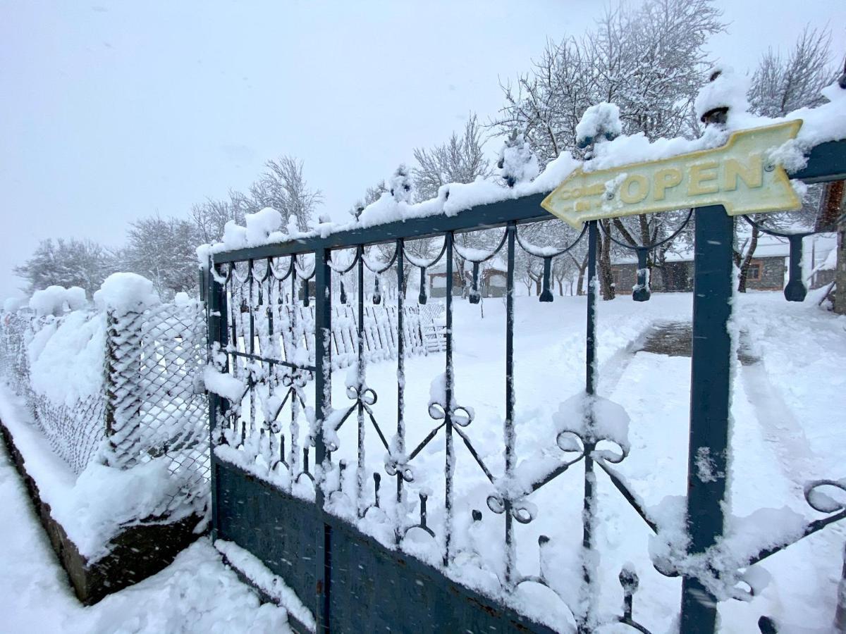 Peraj Guesthouse Vermosh Exterior photo